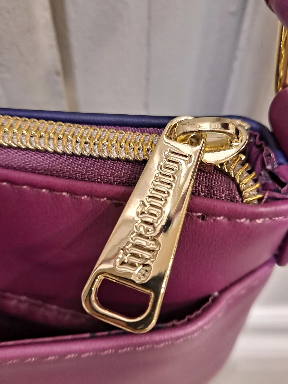 Loungefly Disney Magenta Kevin the Bird & Lion King Family Crossbody Bag - Picture 3 of 11
